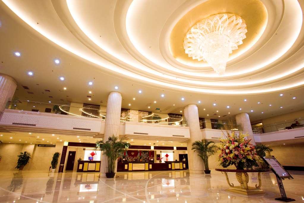 Grand Metropark Hotel Shandong Цзінань Зручності фото