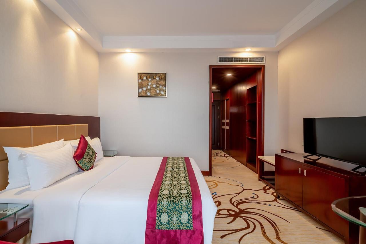 Grand Metropark Hotel Shandong Цзінань Екстер'єр фото